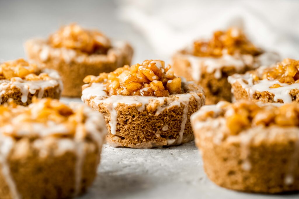 healthy apple pie oatmeal cookie cups