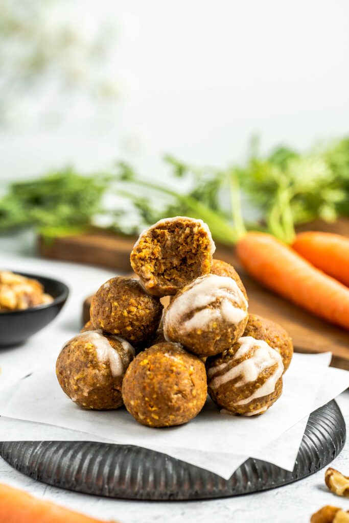 Easy No-Bake Carrot Cake Energy Bites with Protein 