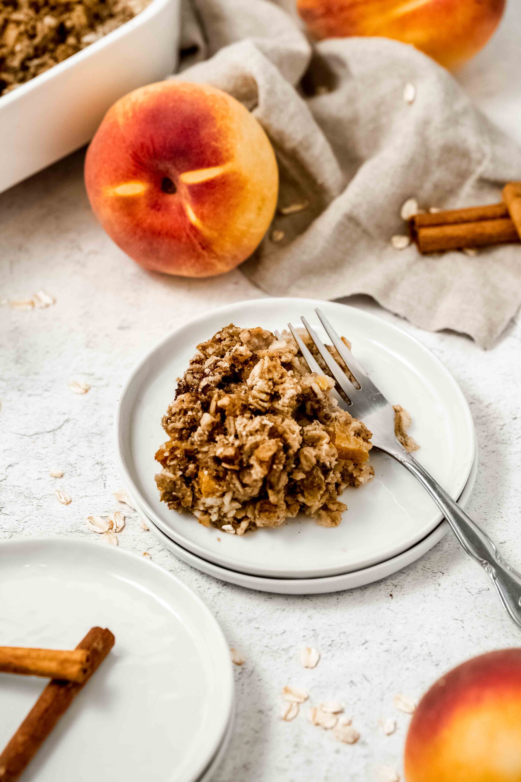 peach cobbler oatmeal breakfast bake