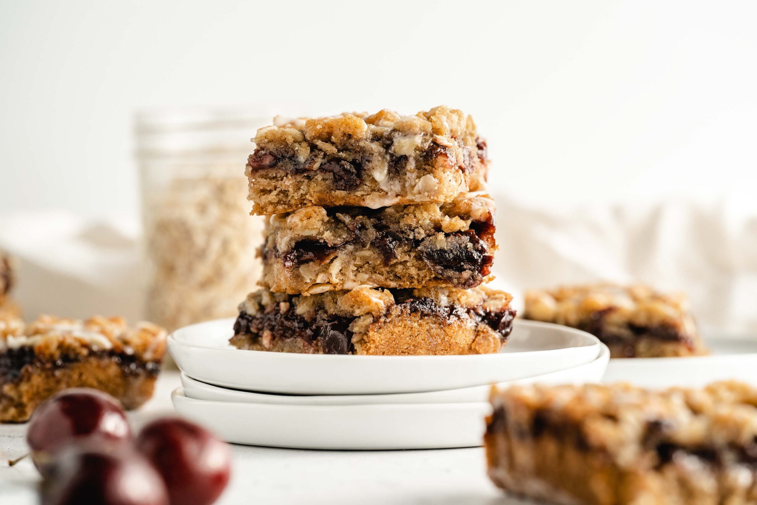 Easy Cherry Oatmeal Bars (healthy, glutenfree) Living in Flux