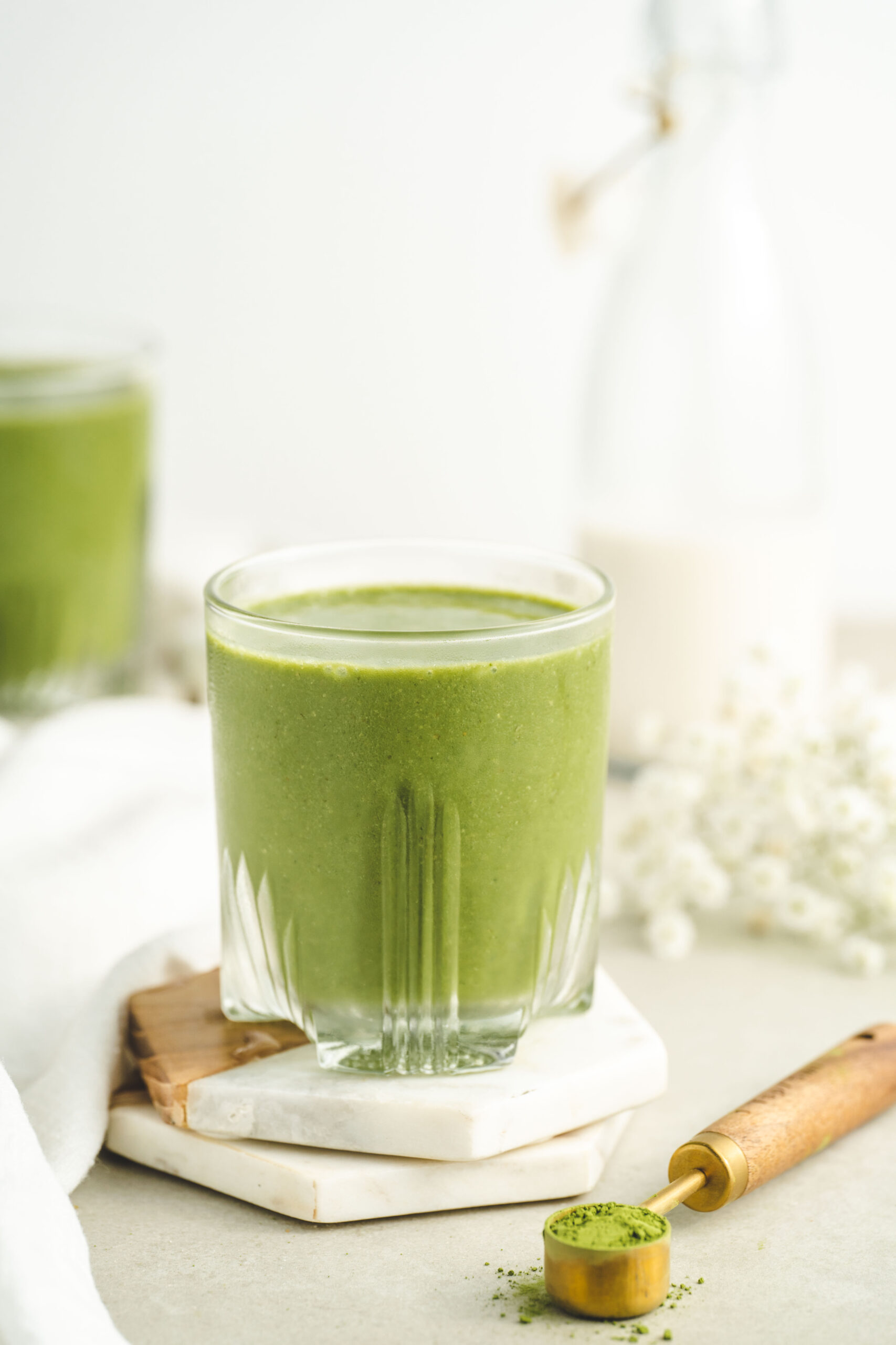 matcha protein shake that's healthy and dairy free
